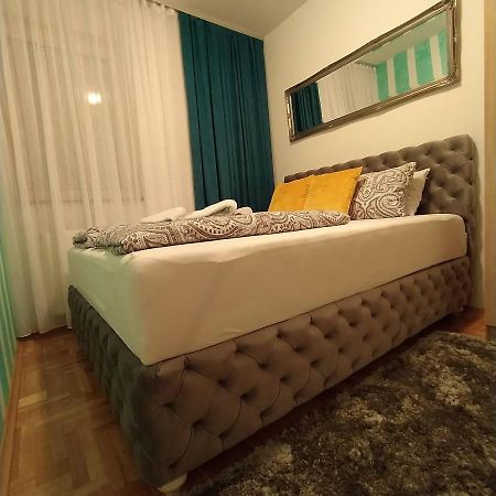 Daniris Apartman Novi Sad Esterno foto