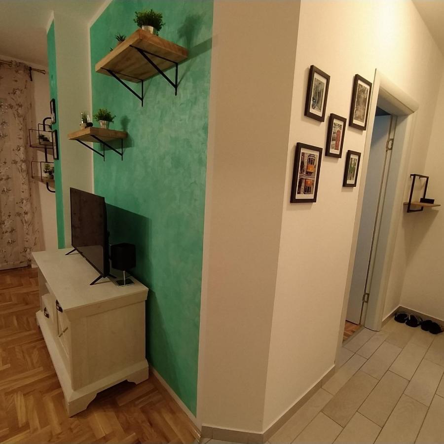 Daniris Apartman Novi Sad Esterno foto